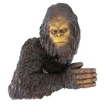 Creative Bigfoot 3D Resin Tree Decoration for Home and Garden